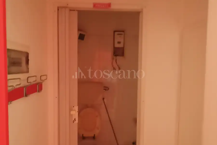 Negozio in vendita di 14 mq a €15.000 (rif. 41/2026)
