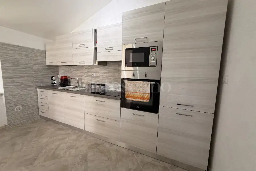 Villa in vendita di 300 mq a €319.000 (rif. 53/2026)