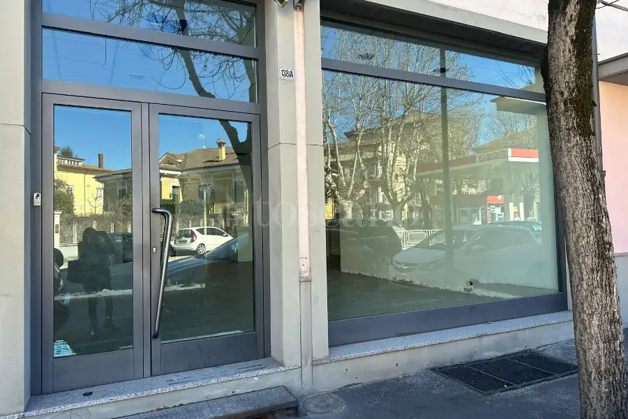 Negozio in vendita di 318 mq a €500.000 (rif. 29/2025)