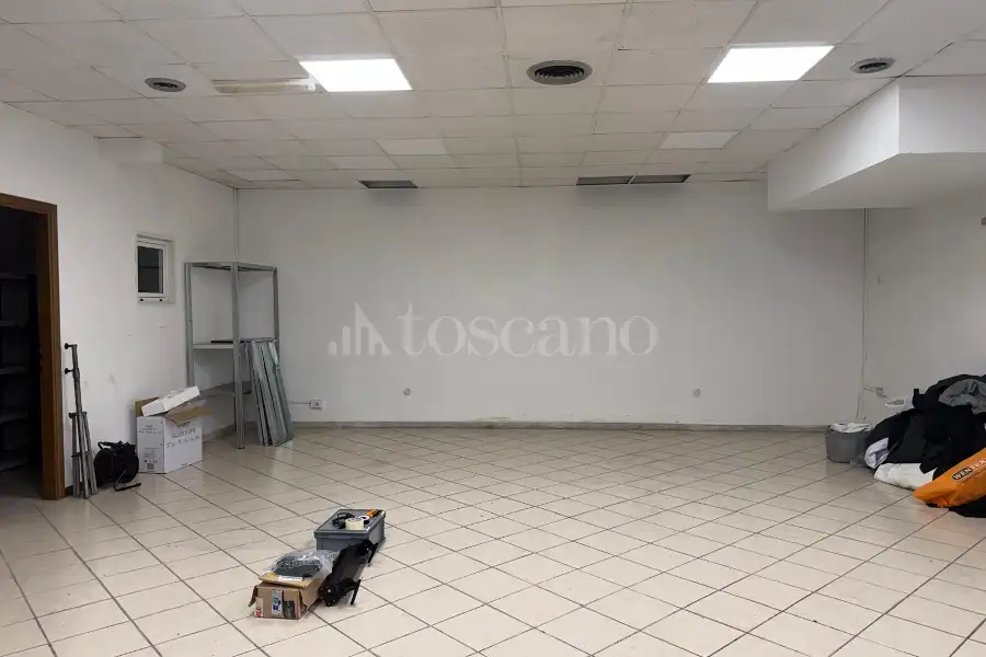 Magazzino in vendita di 120 mq a €89.000 (rif. 43/2026)