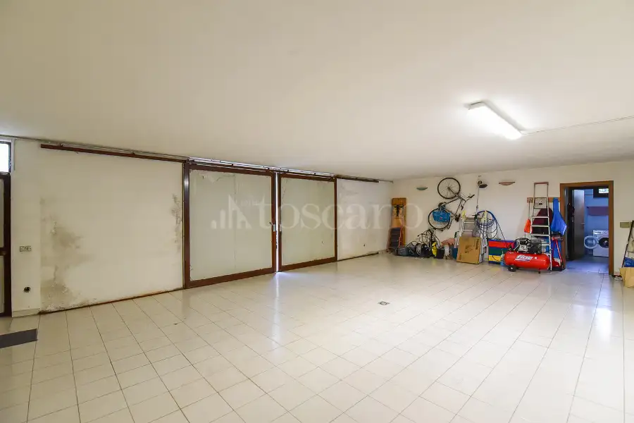 Villa in vendita di 600 mq a €880.000 (rif. 5/2026)