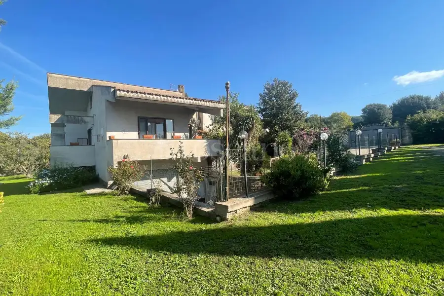 Villa in vendita di 320 mq a €499.000 (rif. 77/2024)