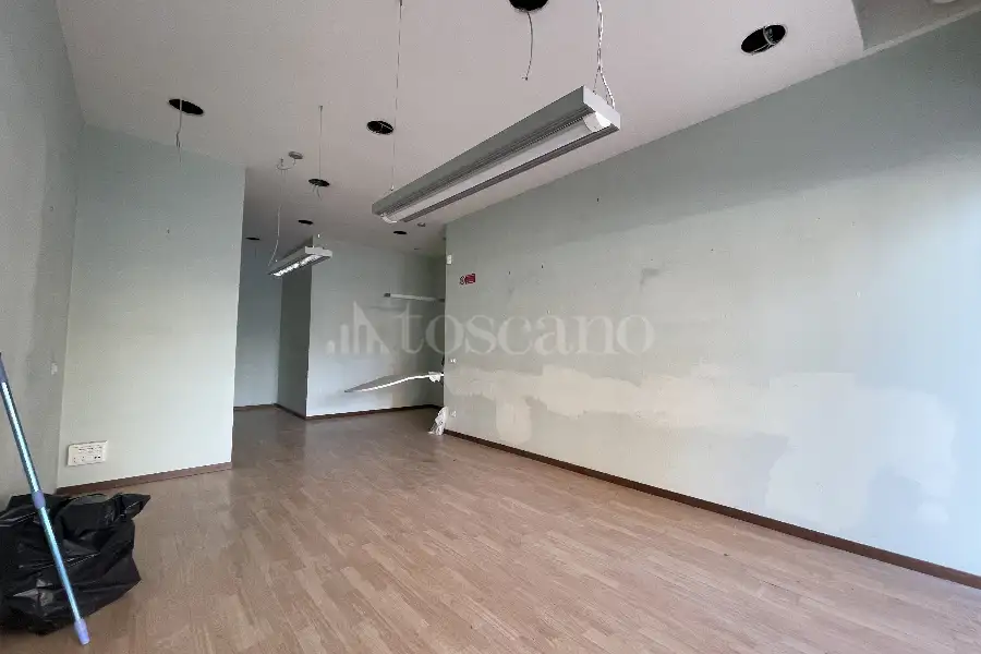 Negozio in affitto di 38 mq a €650 (rif. 7/2024)
