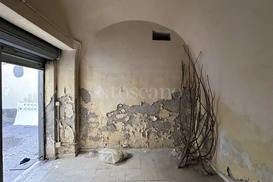 Negozio in vendita di 13 mq a €48.000 (rif. 27/2024)