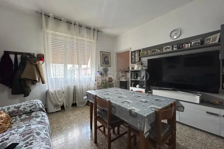 Palazzo in vendita di 400 mq a €460.000 (rif. 28/2024)