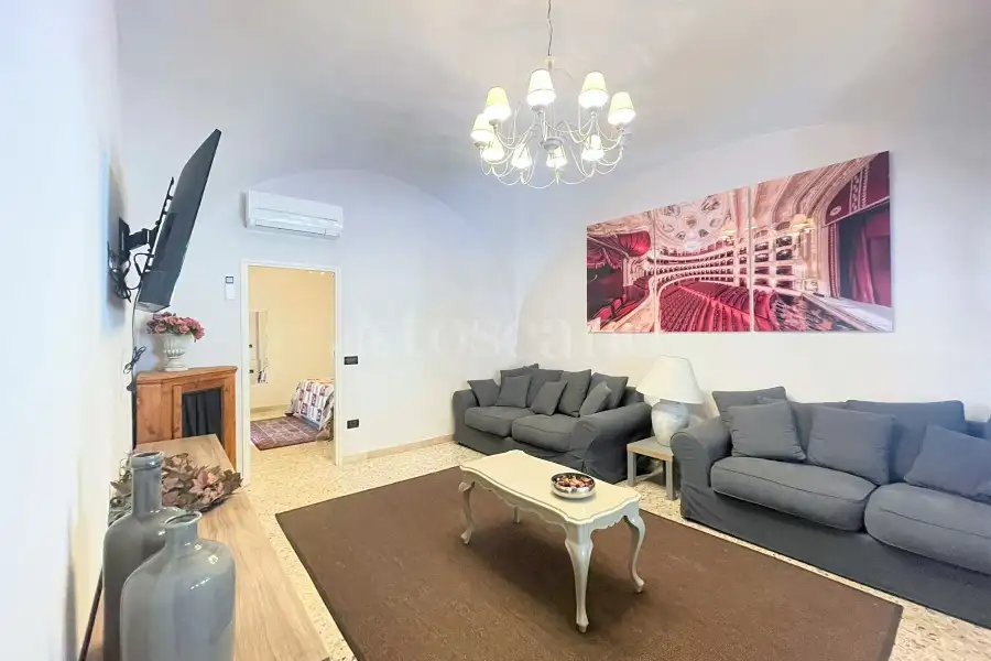 Casa in vendita di 80 mq a €385.000 (rif. 8/2026)