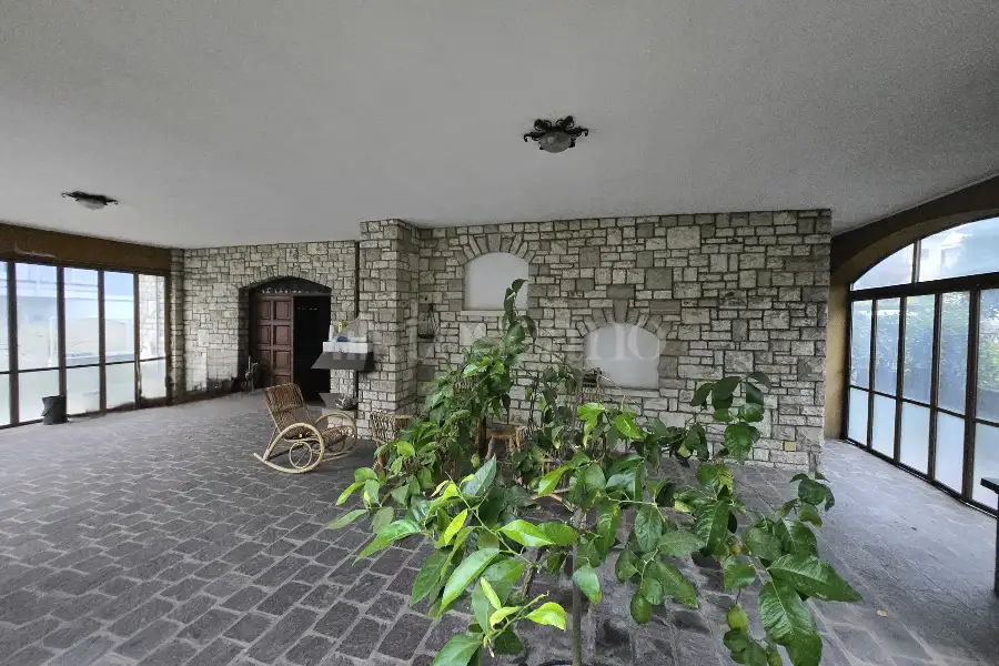 Villa in vendita di 500 mq a €405.000 (rif. 56/2025)