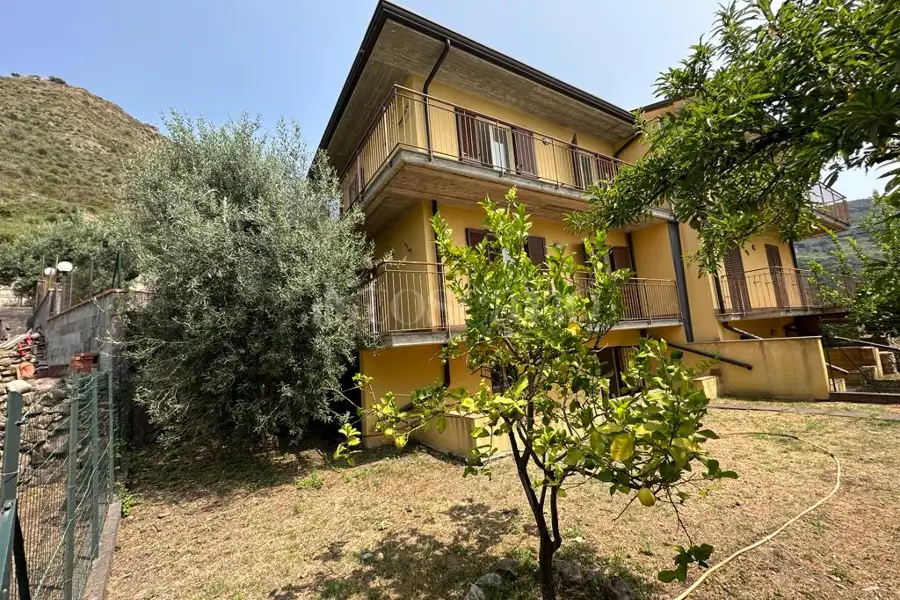 Villino a Schiera in vendita di 182 mq a €210.000 (rif. 31/2023)