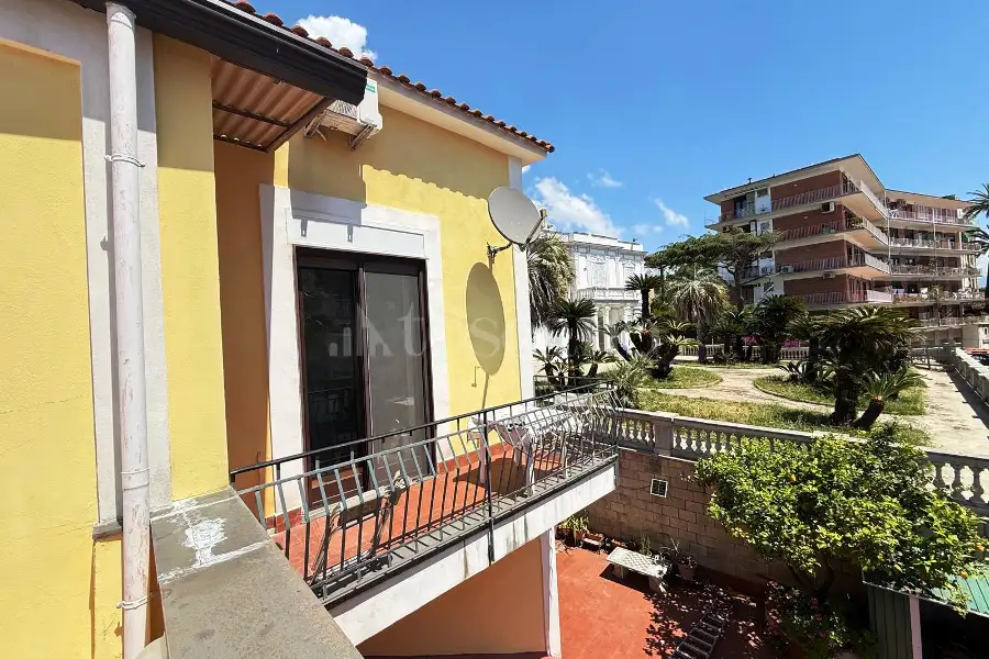 Palazzo in vendita di 440 mq a €3.400.000 (rif. 27/2026)