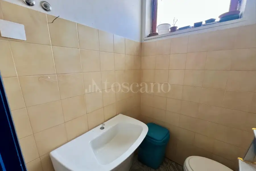 Negozio in vendita di 35 mq a €99.000 (rif. 32/2026)