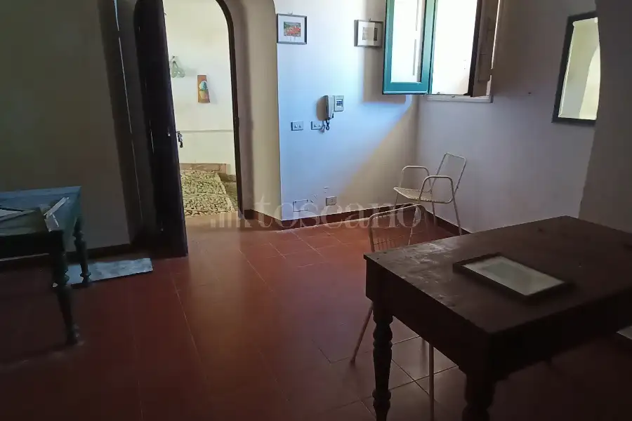 Casa in vendita di 480 mq a €450.000 (rif. 37/2026)