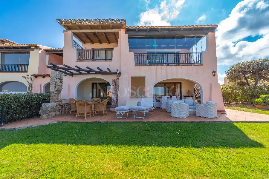 Casa in vendita di 130 mq a €950.000 (rif. 8/2025)