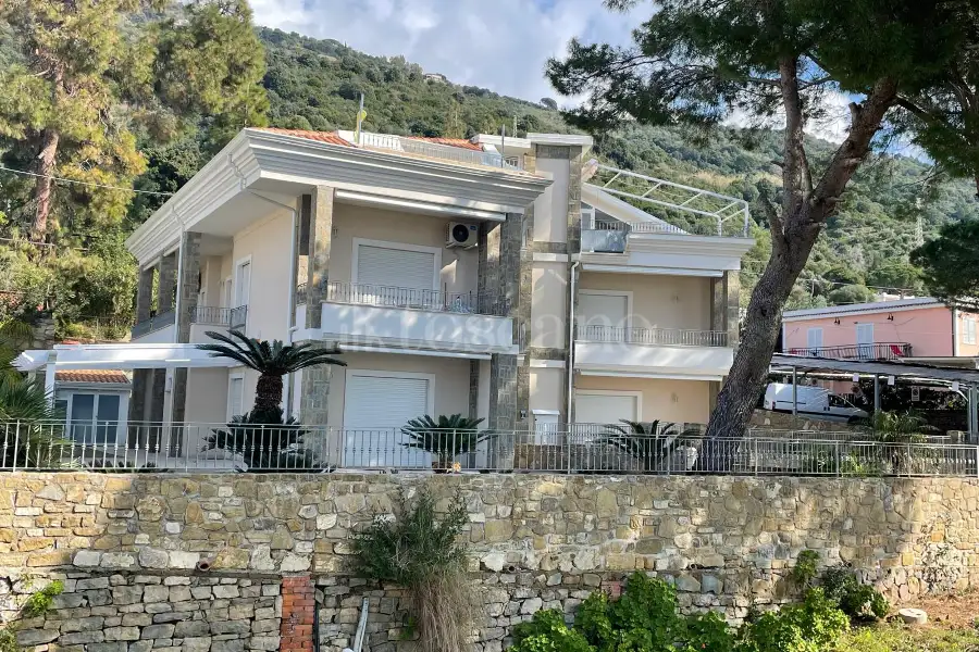 Casa in vendita di 60 mq a €380.000 (rif. 3/2025)