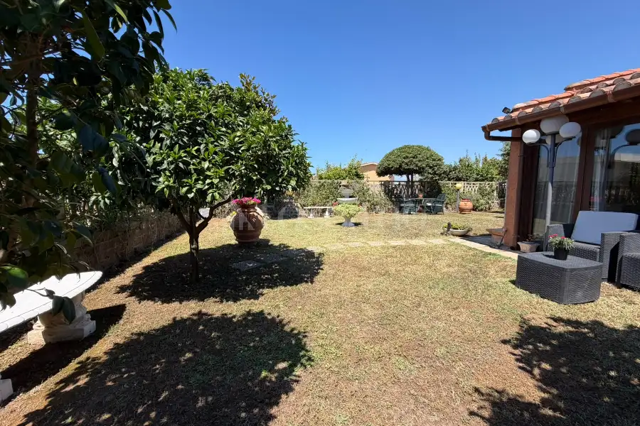 Villa Bifamiliare in vendita di 250 mq a €579.000 (rif. 20/2026)