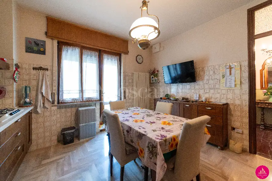 Villino a Schiera in vendita di 270 mq a €299.000 (rif. 98/2025)