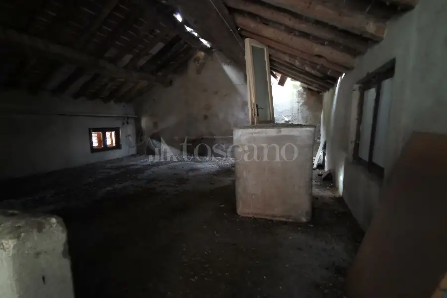 Casa Indipendente in vendita di 160 mq a €25.000 (rif. 3/2026)
