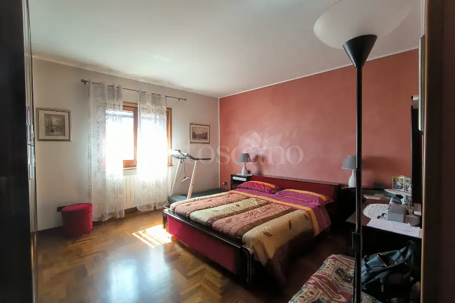 Villa in vendita di 550 mq a €890.000 (rif. 17/2025)