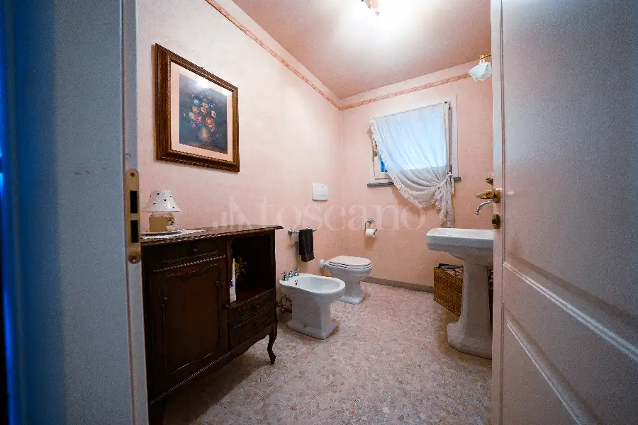 Casa Indipendente in vendita di 340 mq a €1.490.000 (rif. 24/2026)