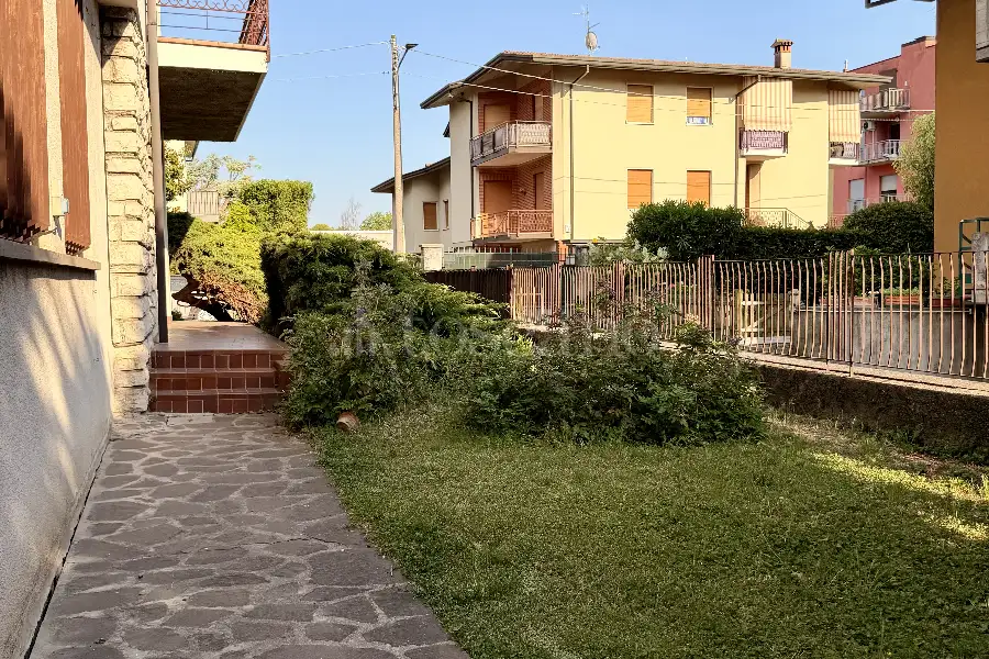 Casa Indipendente in vendita di 230 mq a €460.000 (rif. 22/2026)