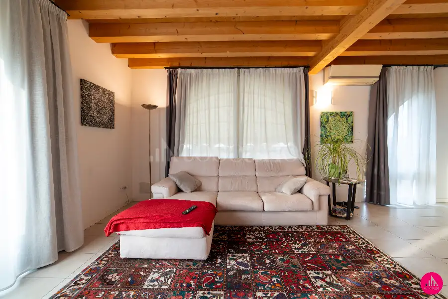 Casa in vendita di 140 mq a €315.000 (rif. 3/2026)