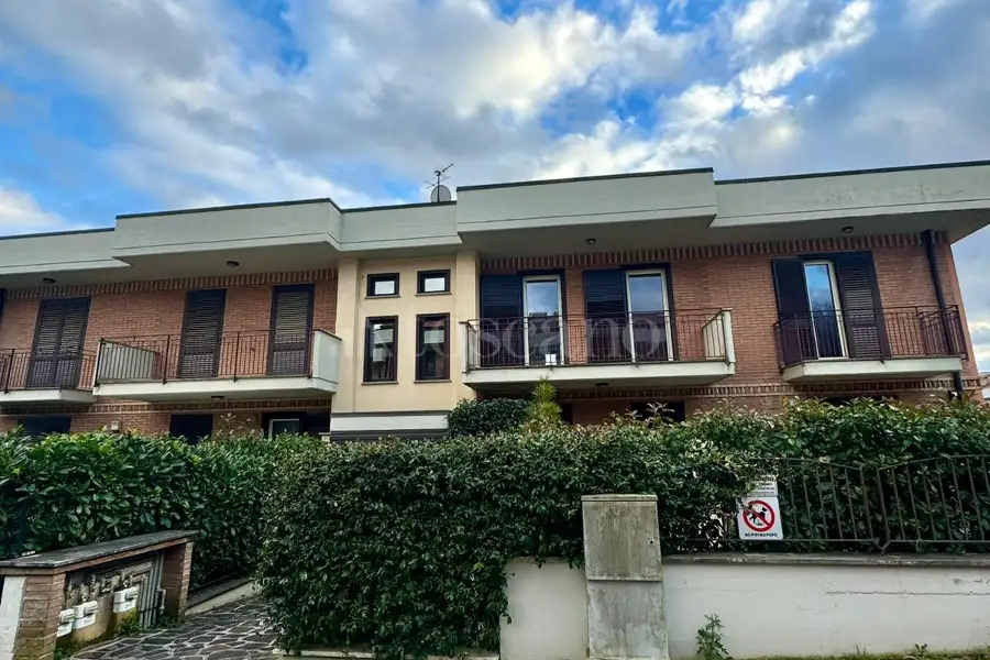 Casa in vendita di 250 mq a €250.000 (rif. 3/2026)