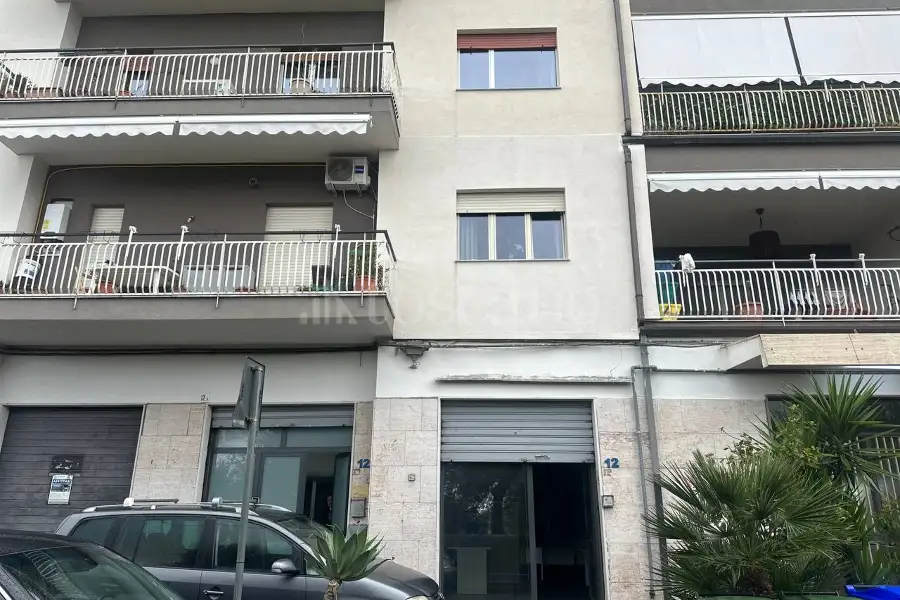 Negozio in vendita di 78 mq a €128.000 (rif. 211/2025)
