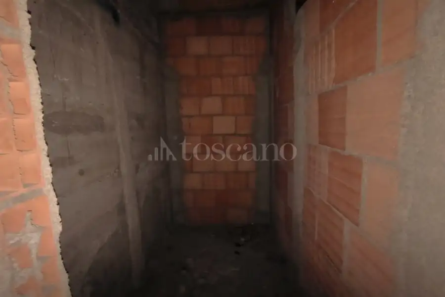 Casa Indipendente in vendita di 344 mq a €110.000 (rif. 46/2025)