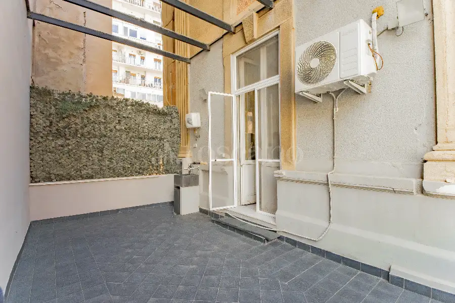 Casa in vendita di 340 mq a €790.000 (rif. 9/2025)