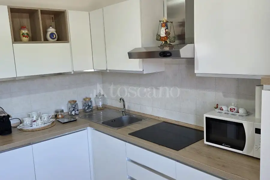 Casale in vendita di 300 mq a €200.000 (rif. 21/2026)