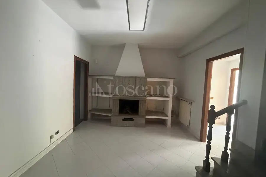 Villa Bifamiliare in vendita di 300 mq a €599.000 (rif. 52/2026)