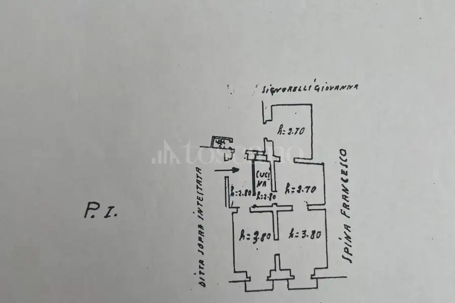Palazzo in vendita di 350 mq a €388.000 (rif. 11/2026)