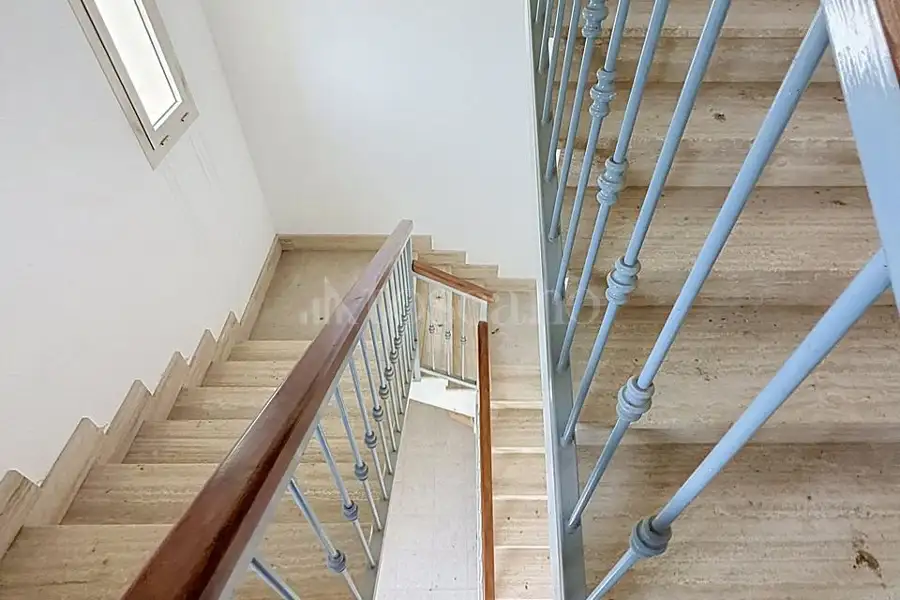 Capannone in vendita di 830 mq a €350.000 (rif. 213/2026)