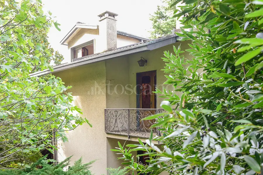Villa in vendita di 240 mq a €440.000 (rif. 35/2026)