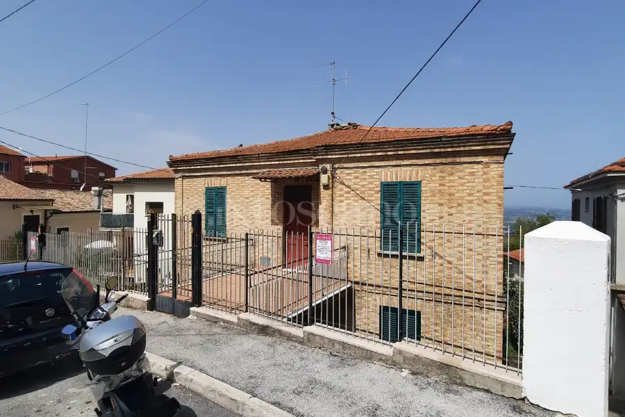 Casa Indipendente in vendita di 183 mq a €97.000 (rif. 13/2025)