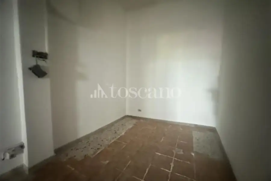 Negozio in vendita di 318 mq a €470.000 (rif. 30/2025)