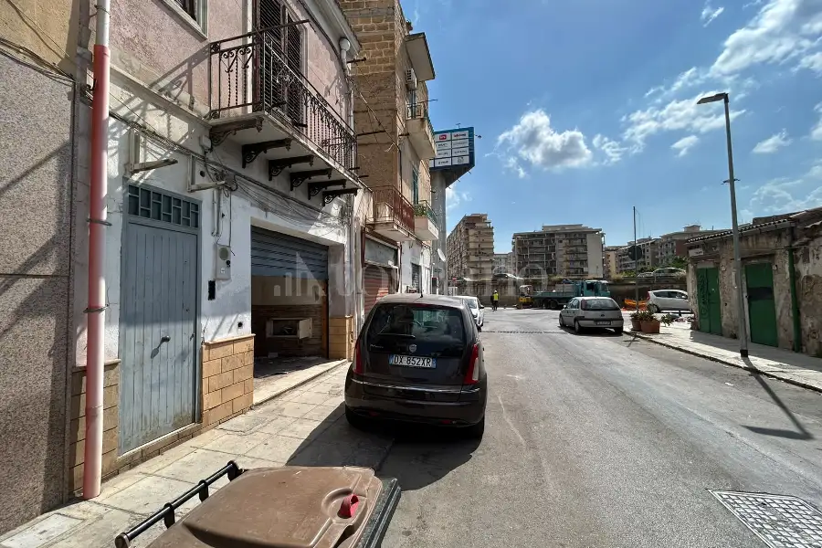 Negozio in vendita di 56 mq a €49.000 (rif. 22/2026)