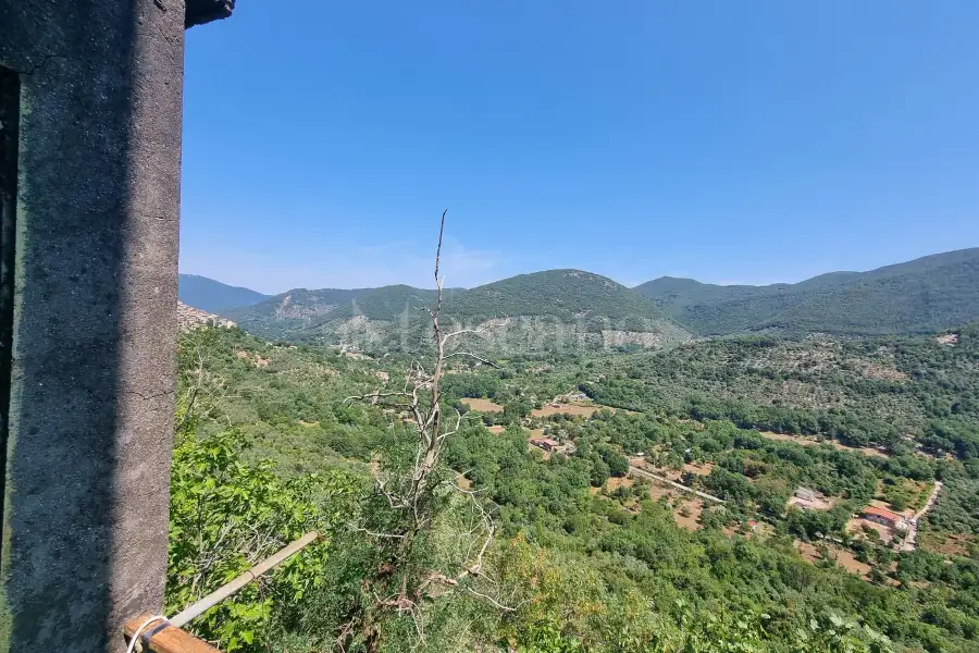 Casale in vendita di 660 mq a €95.000 (rif. 22/2025)