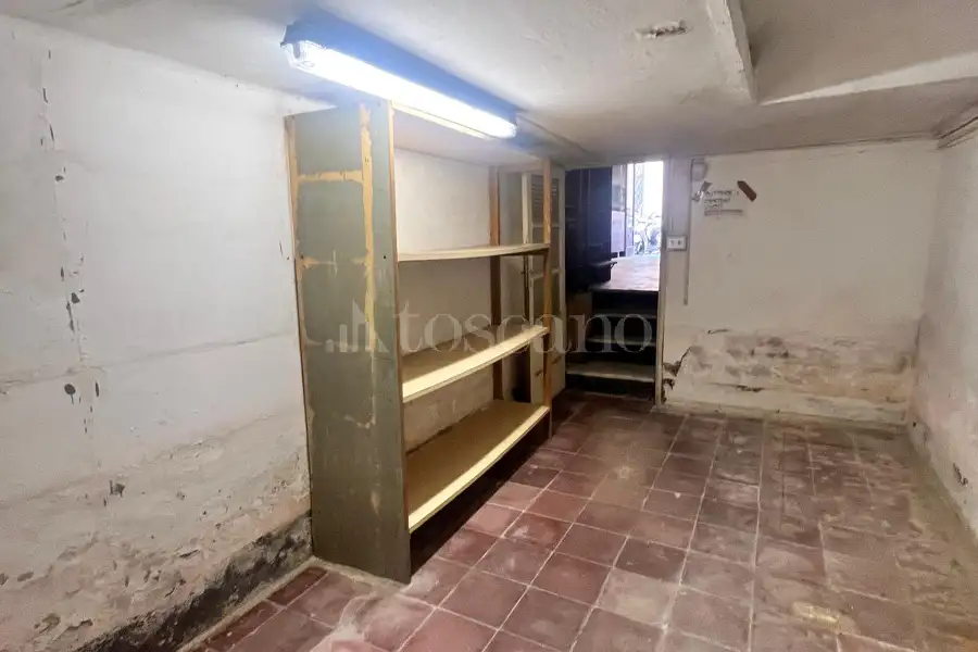 Negozio in vendita di 44 mq a €222.000 (rif. 75/2026)