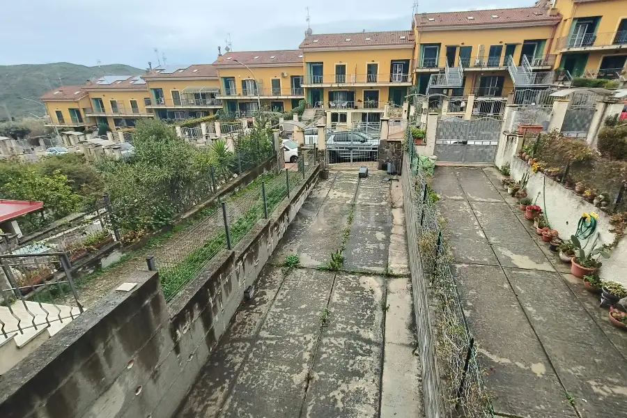 Villino a Schiera in vendita di 200 mq a €239.000 (rif. 31/2026)