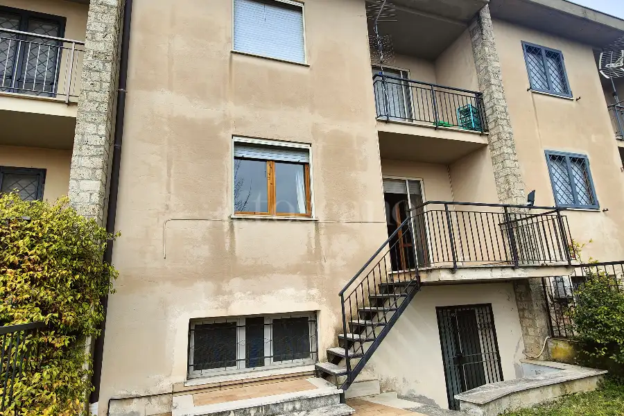 Villino a Schiera in vendita di 180 mq a €115.000 (rif. 14/2025)