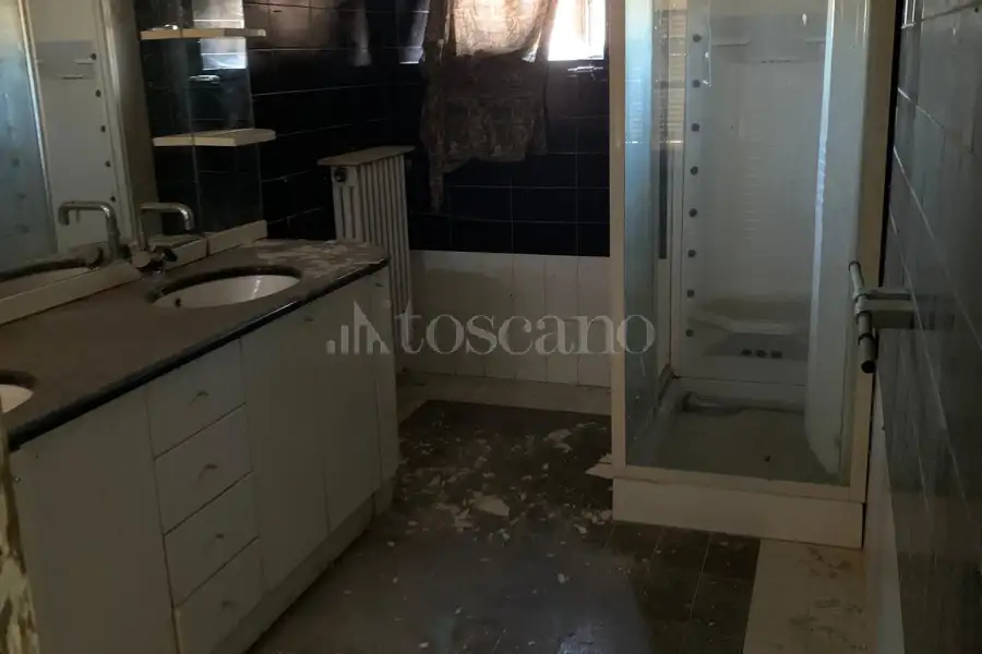 Casa Indipendente in vendita di 160 mq a €25.000 (rif. 3/2026)