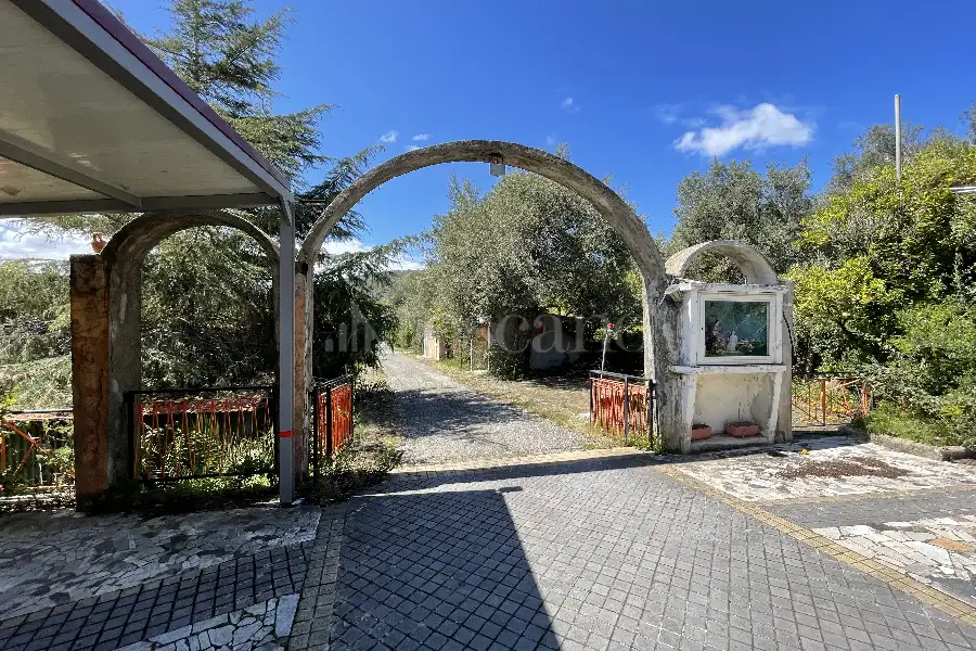 Villa Bifamiliare in vendita di 196 mq a €340.000 (rif. 6/2025)