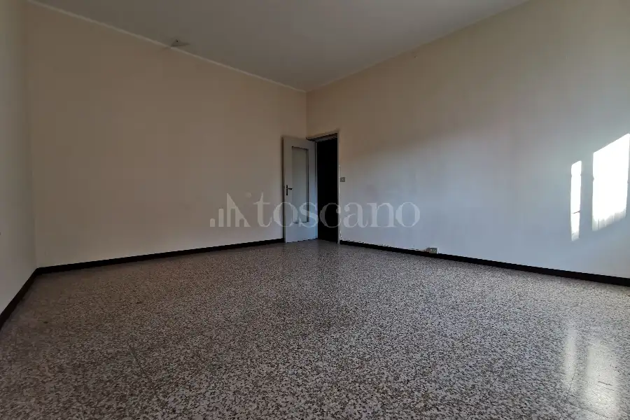 Palazzo in vendita di 510 mq a €240.000 (rif. 39/2026)