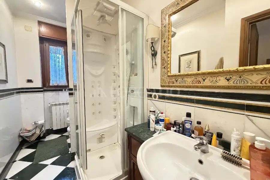 Attico in vendita di 250 mq a €990.000 (rif. 6/2026)