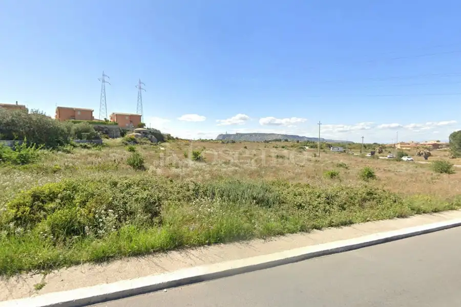 Agricolo in vendita di 11.000 mq a €88.000 (rif. 125/2026)