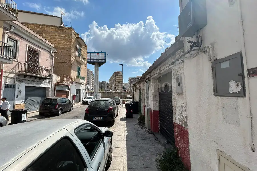 Negozio in vendita di 39 mq a €29.000 (rif. 21/2026)