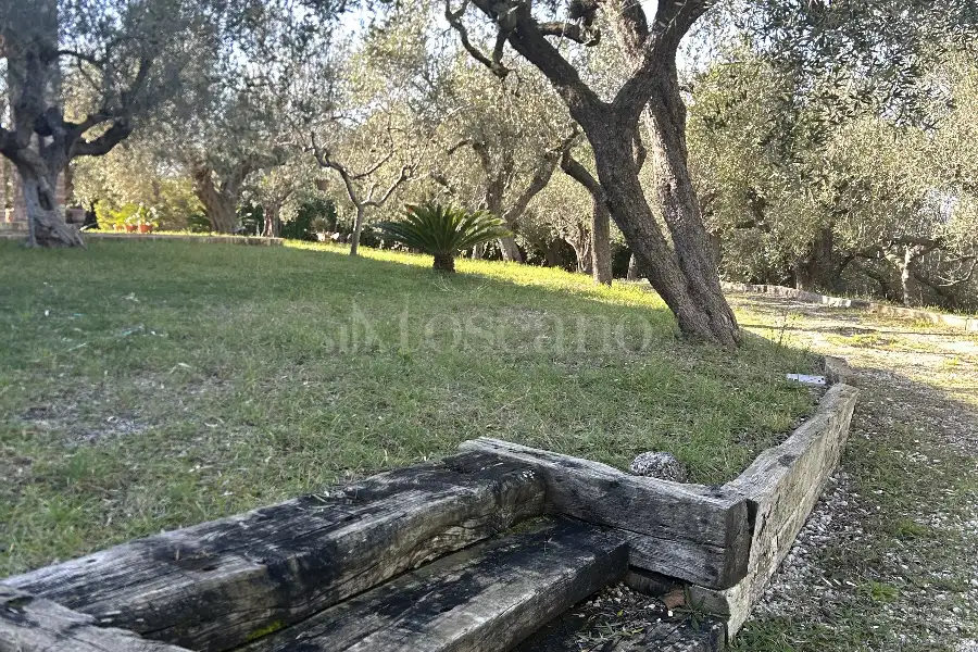 Villa in vendita di 480 mq a €880.000 (rif. 4/2026)