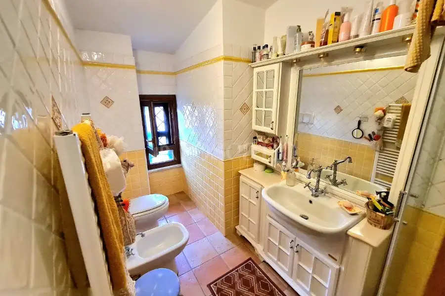 Villa Bifamiliare in vendita di 180 mq a €349.000 (rif. 42/2026)