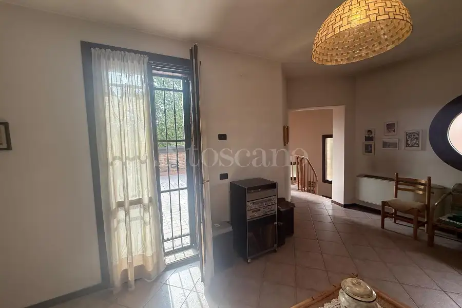 Casa Indipendente in vendita di 332 mq a €655.000 (rif. 52/2026)