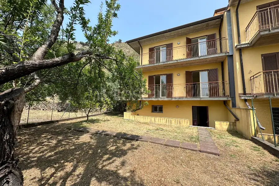 Villino a Schiera in vendita di 182 mq a €210.000 (rif. 31/2023)